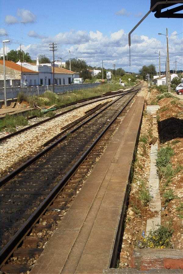 2003-04-20-040-Alcanterilha-station