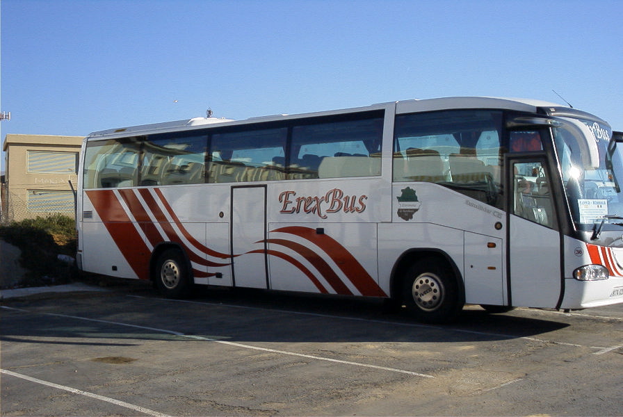 2005-02-13-015-Rude-bus-name