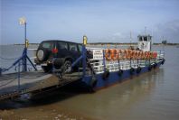 2005-03-27-017-Donana-ferry