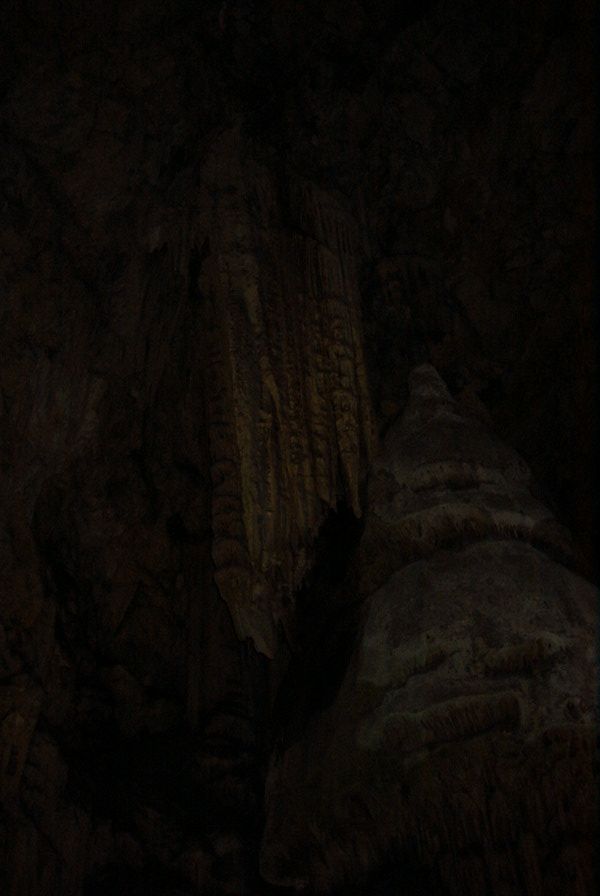 2006-02-15-011-Caves