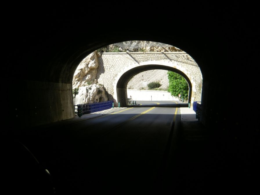 2008-03-26-018-Tunnel