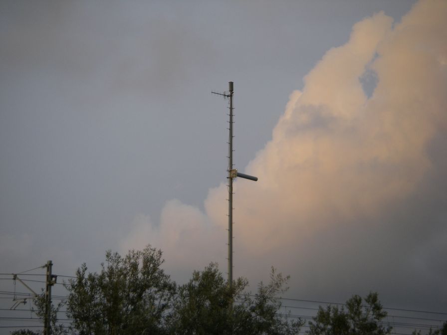 2009-02-16-047-Circularly-Polarised-Antenna