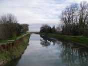 2011-02-24-001-Canal-de-la-Vallee-Des-Baux