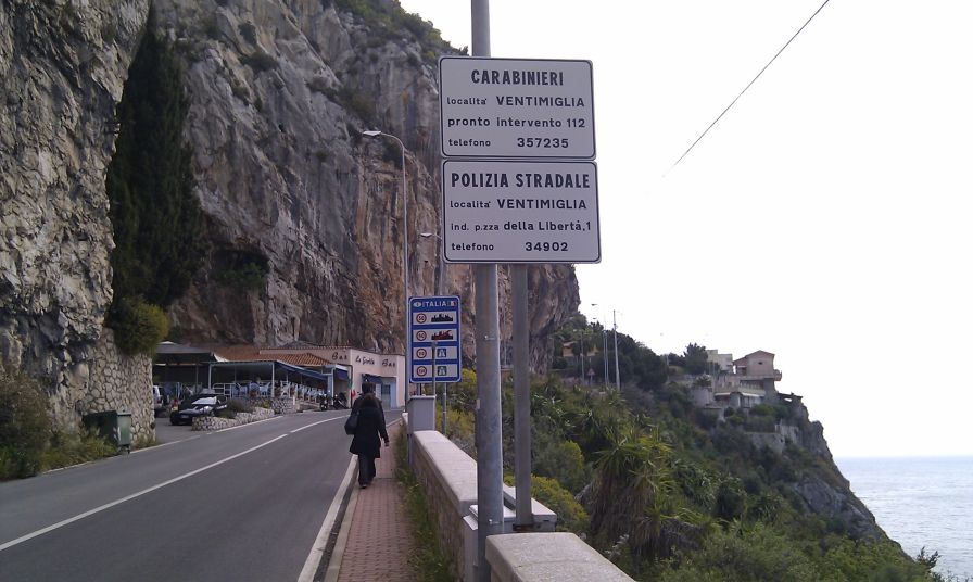 2011-04-24-027-First-Italian-Signs
