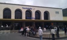 2011-04-24-051-Ventimiglia-Stazione-with-Media-Presence