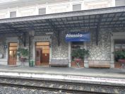 2012-04-04-001-Alassio-Station